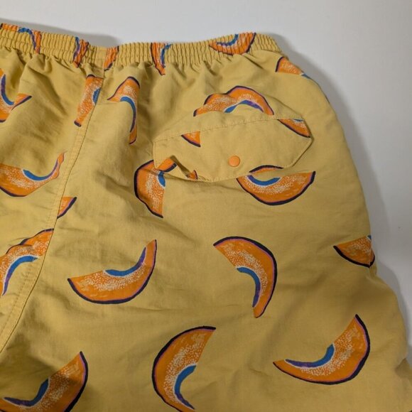 Patagonia Melon Printed 6” Baggies Mens Size XS Yellow Mesh Lined Swim Trunks - Picture 8 of 12
